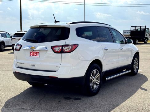 Used 2017 Chevrolet Traverse LT image 6
