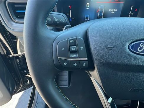 New 2025 Ford Maverick Lobo image 27