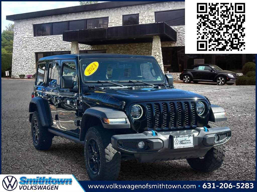Used 2023 Jeep Wrangler Unlimited w/ Sun & Screen Package AWD/4WD image 1