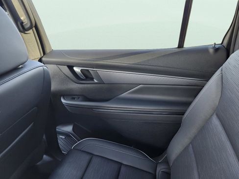 Used 2025 Buick Enclave Sport Touring image 30