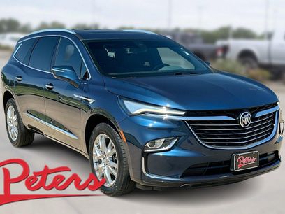 Used 2023 Buick Enclave Essence w/ Experience Buick Package