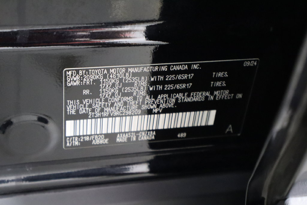 Used 2024 Toyota RAV4 LE FWD image 39