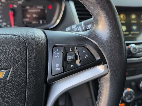 Used 2019 Chevrolet Trax LT w/ Redline Edition image 18