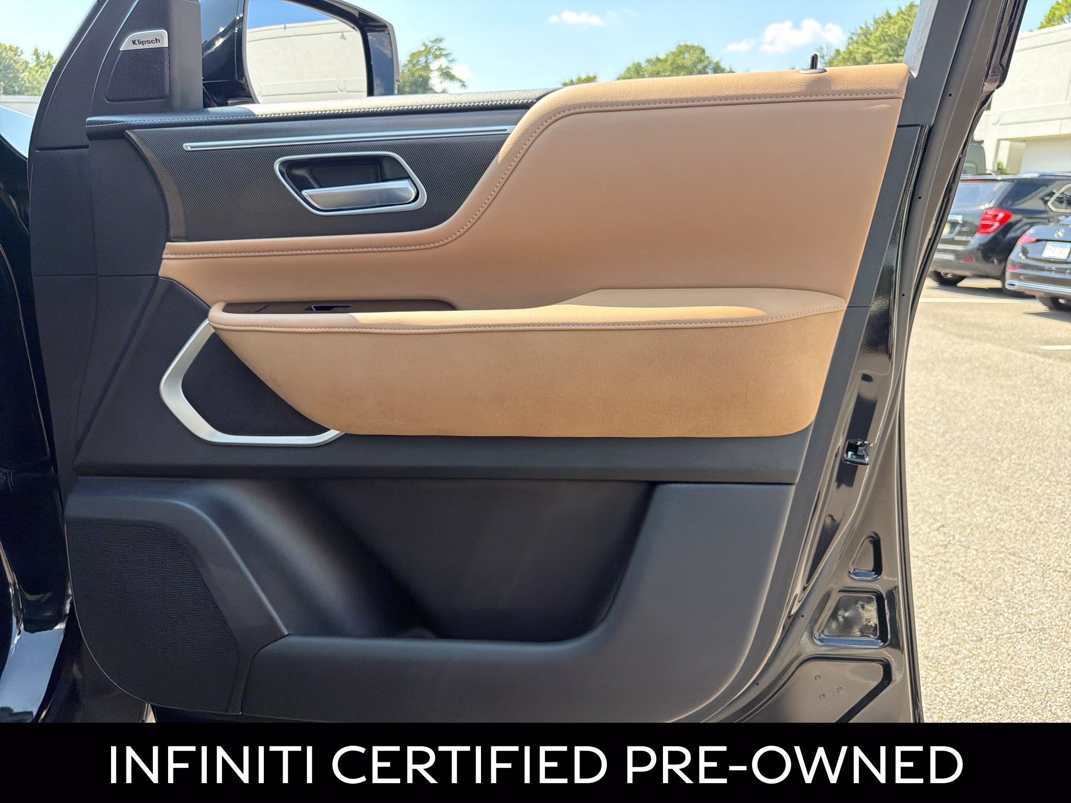 Certified 2025 INFINITI QX80 Luxe RWD image 40