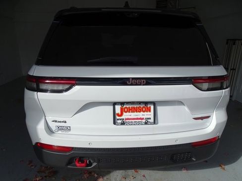 Certified 2022 Jeep Grand Cherokee Trailhawk w/ ADV Protech Group II image 21