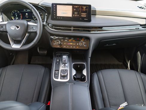 Certified 2026 INFINITI QX60 Luxe w/ Cargo Package FWD image 22