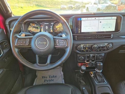 Used 2024 Jeep Wrangler Unlimited Rubicon 392 image 18