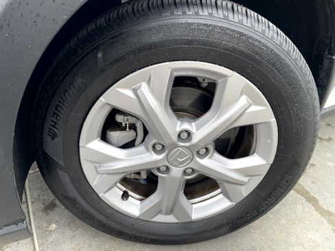 Certified 2023 Honda HR-V LX image 6