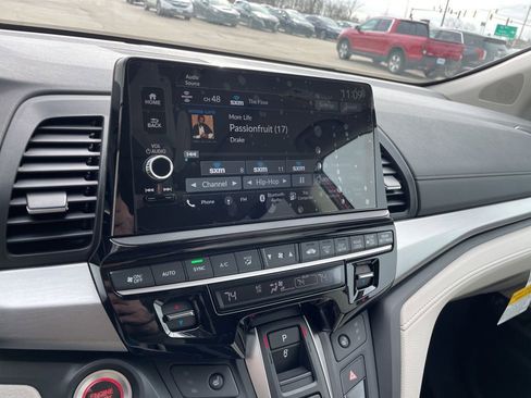 New 2026 Honda Odyssey EX-L image 21