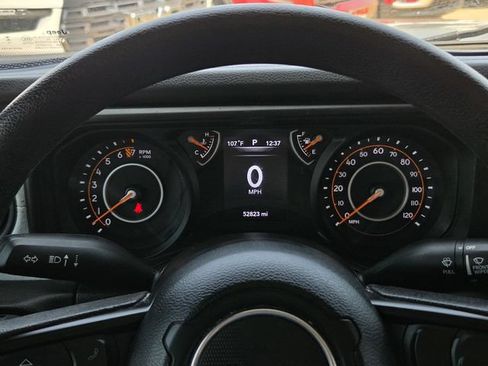 Used 2024 Jeep Gladiator Sport AWD/4WD image 26