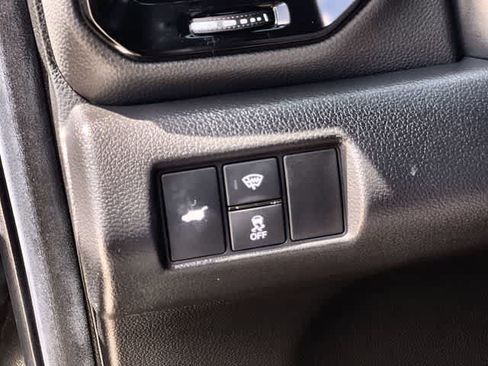 Certified 2025 Honda Pilot Black Edition image 28