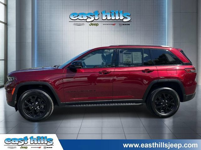 Certified 2024 Jeep Grand Cherokee Altitude AWD/4WD image 6