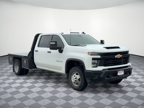 Used 2025 Chevrolet Silverado 3500 W/T w/ WT Convenience Package AWD/4WD image 7