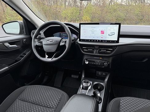 Used 2024 Ford Escape Active w/ Tech Pack #2 image 11