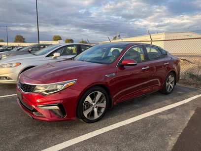 Used 2019 Kia Optima S w/ S Panoramic Sunroof Package