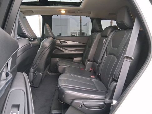 Used 2023 INFINITI QX60 Luxe w/ Cargo Package image 16