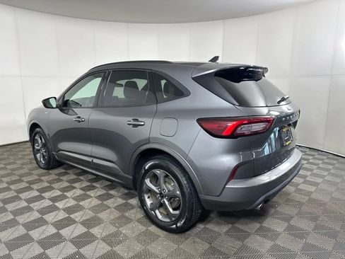 Used 2023 Ford Escape ST-Line image 5