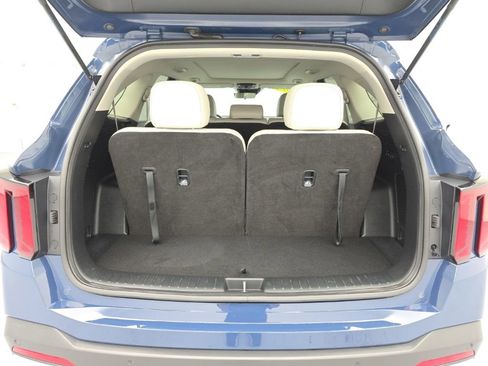 Used 2025 Kia Sorento S w/ Panoramic Sunroof Package AWD/4WD image 52
