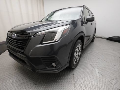Used 2023 Subaru Forester Premium w/ Popular Package #3 AWD/4WD image 12