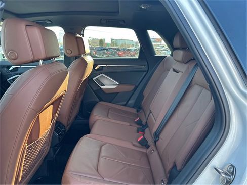 Used 2021 Audi Q3 2.0T Premium Plus w/ Premium Plus Package image 10