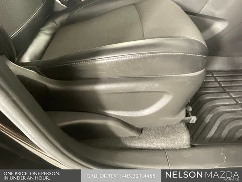 Used 2019 Buick Encore Sport Touring FWD image 28