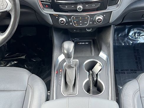 Used 2021 Chevrolet Traverse Premier w/ LPO, Cargo Package image 44