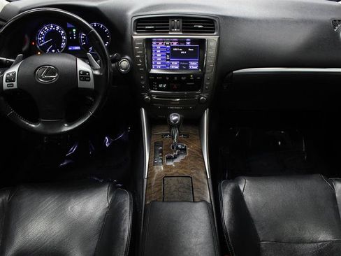 Used 2013 Lexus IS 250 w/ Premium Pkg Value Edition RWD image 9