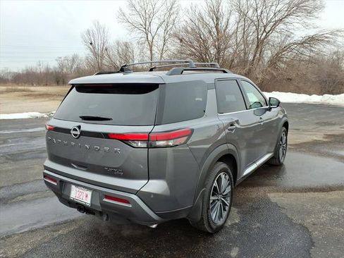 New 2026 Nissan Pathfinder Platinum image 7