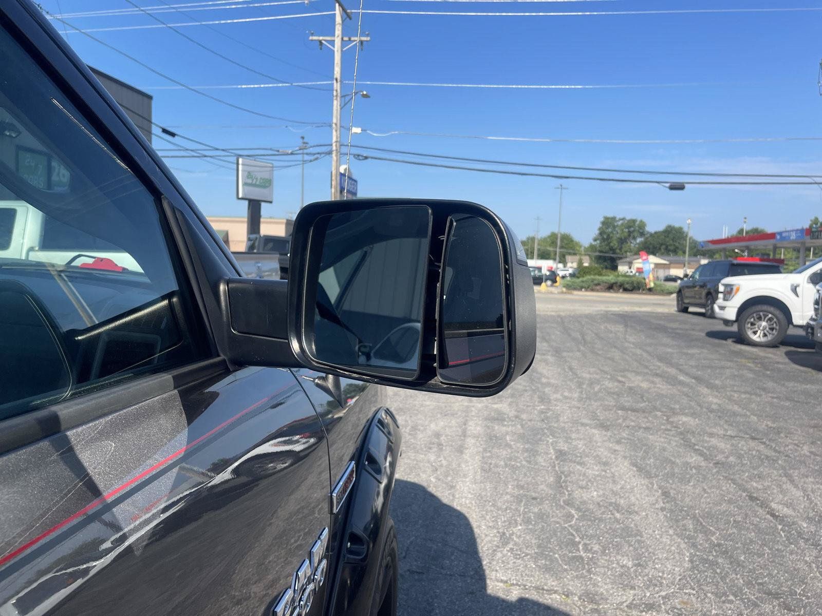 Used 2015 RAM 1500 Tradesman AWD/4WD image 15