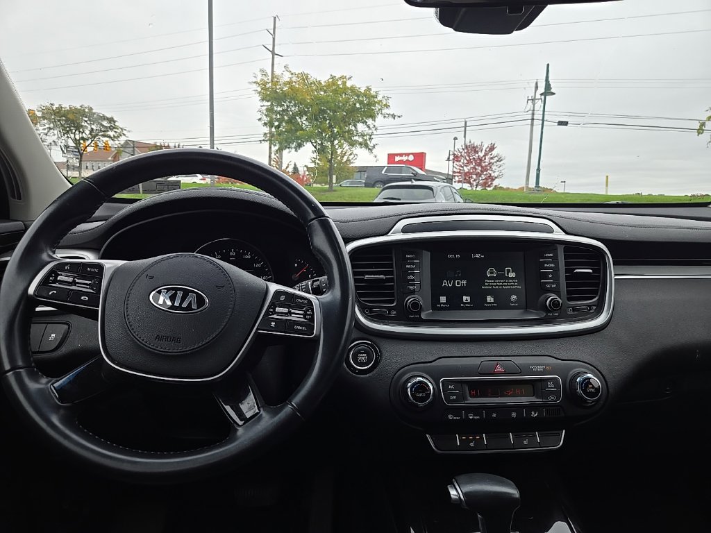Used 2020 Kia Sorento EX AWD/4WD image 38