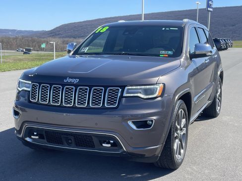 Used 2018 Jeep Grand Cherokee Overland image 8