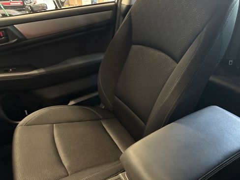 Used 2019 Subaru Legacy 2.5i w/ Alloy Wheel Package image 17