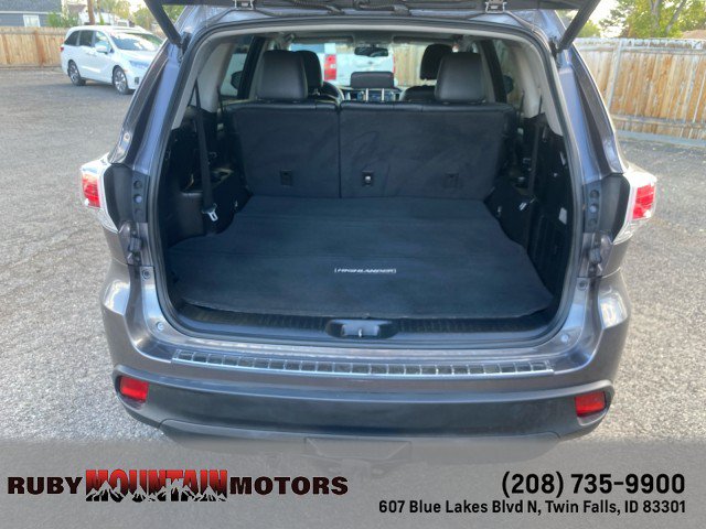 Used 2016 Toyota Highlander XLE w/ Protection Package #3 AWD/4WD image 25