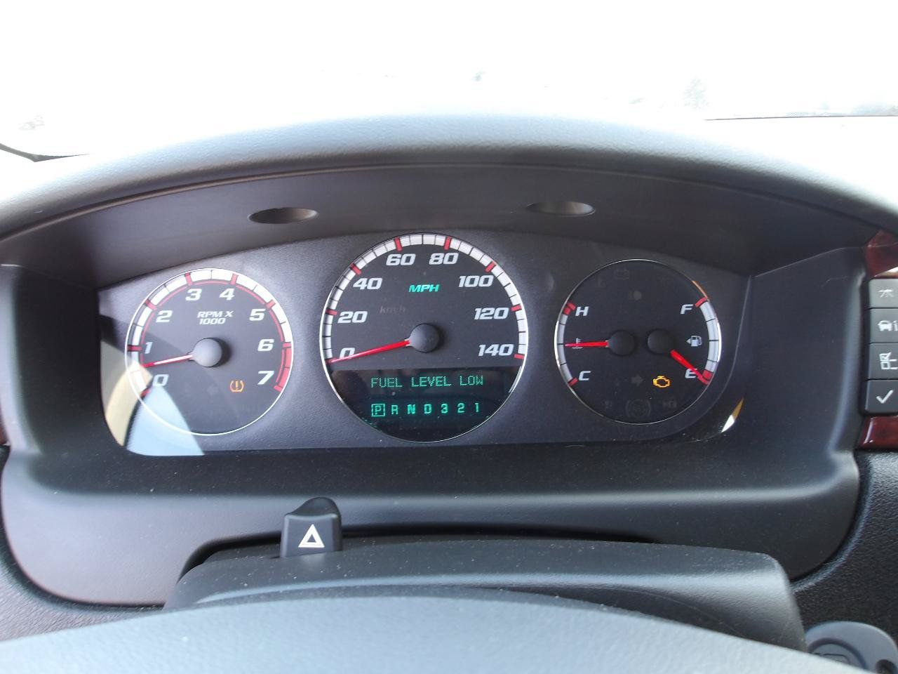 Used 2007 Chevrolet Impala SS FWD image 17