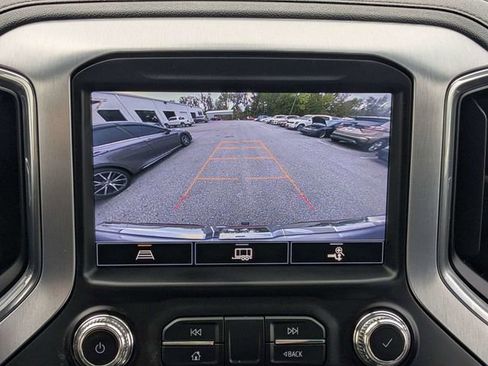 Used 2021 GMC Sierra 1500 SLT AWD/4WD image 29