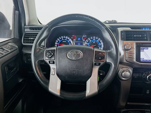 Used 2017 Toyota 4Runner SR5 image 17