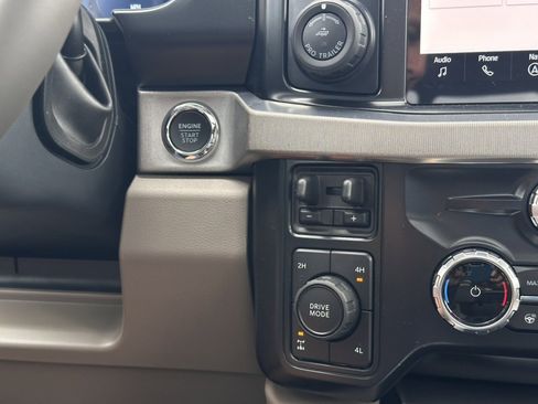 New 2025 Ford F250 Platinum w/ Platinum Plus Package image 36