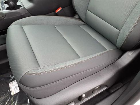 New 2026 GMC Terrain AT4 w/ Technology Package II image 24