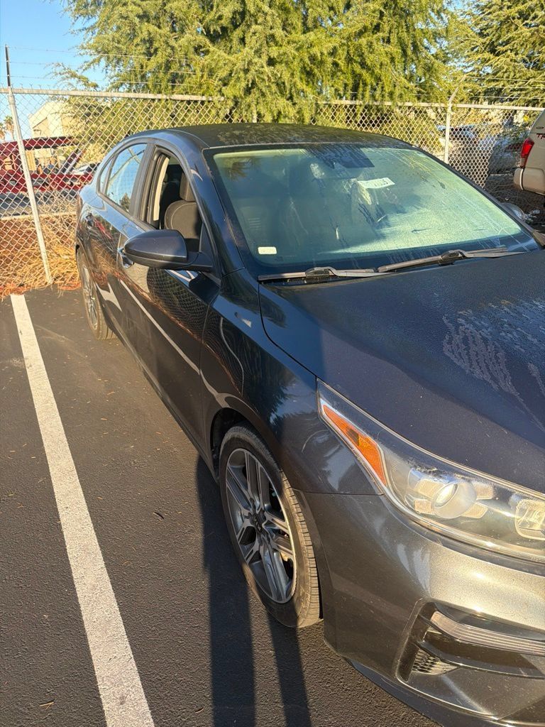 Used 2019 Kia Forte S FWD image 3