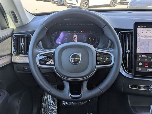Used 2025 Volvo XC90 B6 Core w/ Protection Package Premier image 12