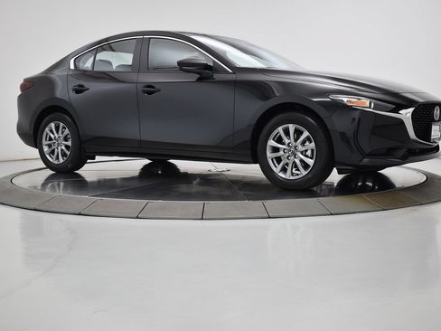 New 2026 MAZDA MAZDA3 s FWD image 11