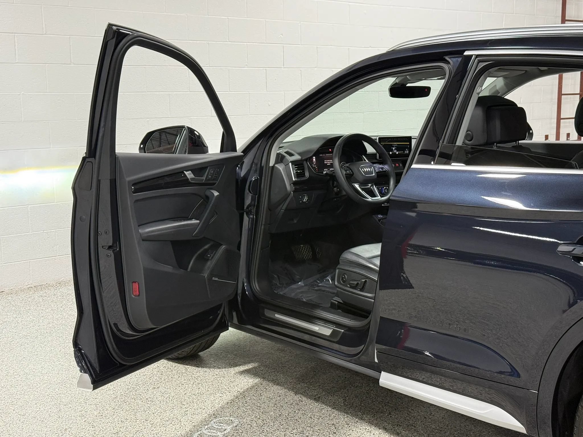 Used 2019 Audi Q5 2.0T Premium Plus AWD/4WD image 10