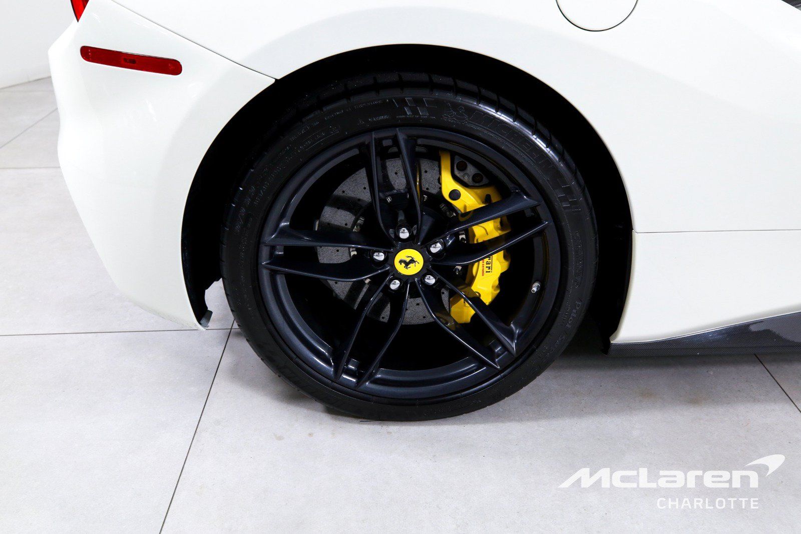 Used 2018 Ferrari 488 Spider RWD image 24