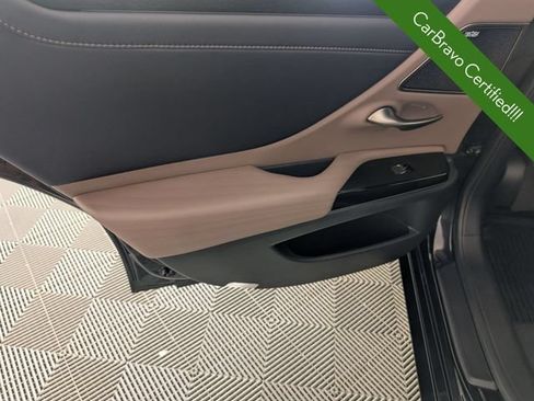 Used 2022 Lexus ES 300h Ultra Luxury w/ Protection Package (P3) FWD image 29