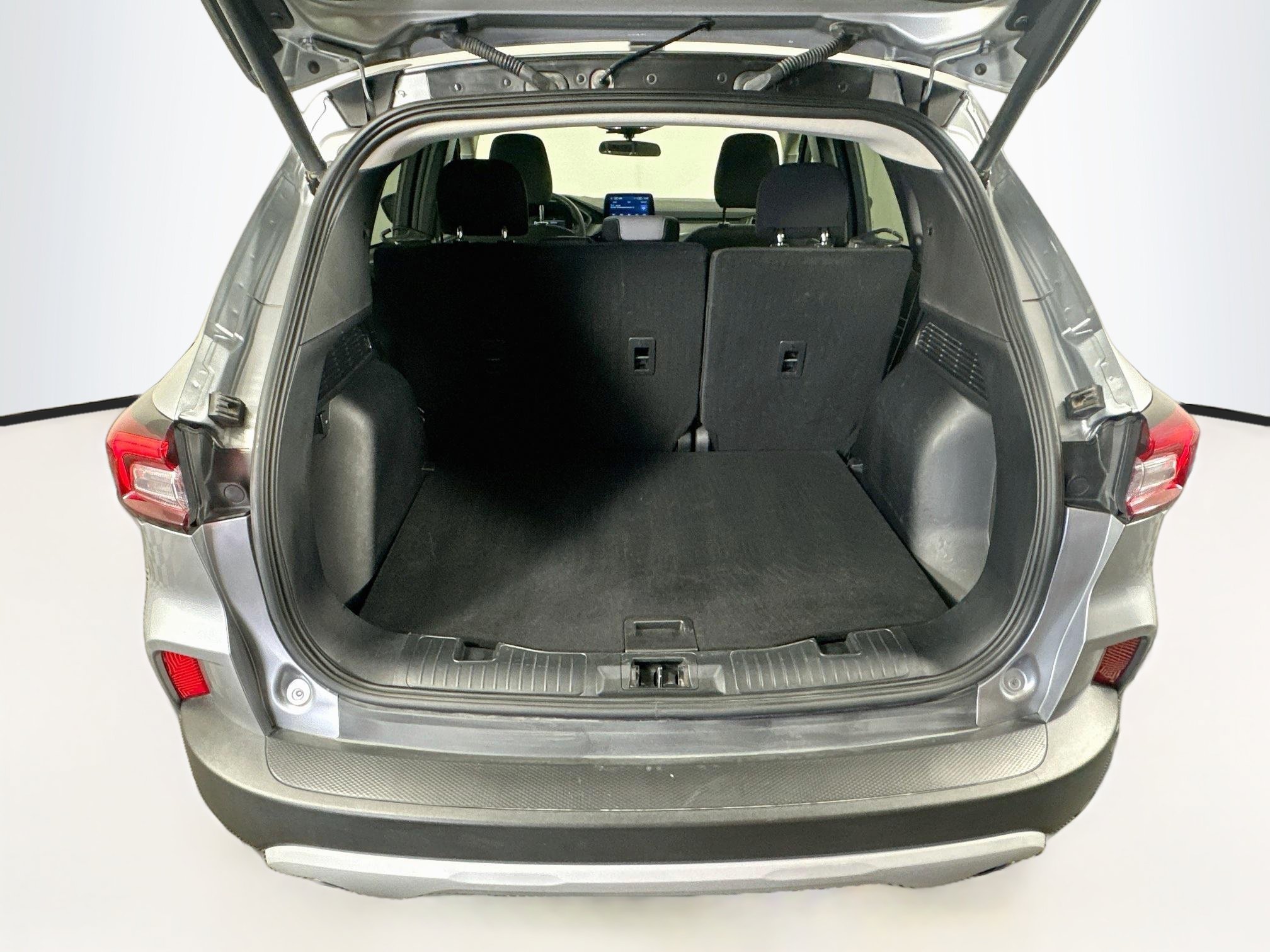 Used 2024 Ford Escape Active w/ Cold Weather Package FWD image 27