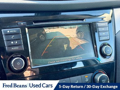 Used 2021 Nissan Rogue Sport S image 14