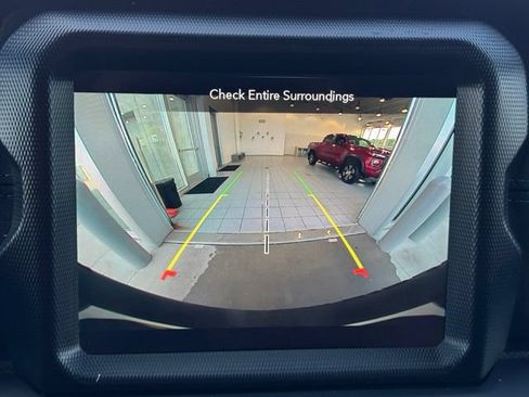 Used 2021 Jeep Wrangler Unlimited Rubicon 4xe w/ Steel Bumper Group AWD/4WD image 4
