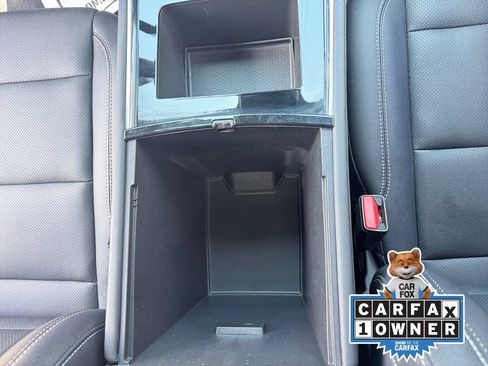 Used 2025 Chevrolet Traverse LT FWD image 22