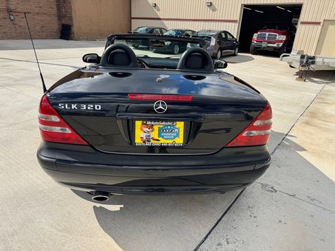 Used 2003 Mercedes-Benz SLK 320 image 13