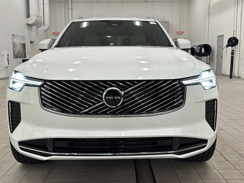 Used 2026 Volvo XC90 B6 Plus w/ Protection Package image 10